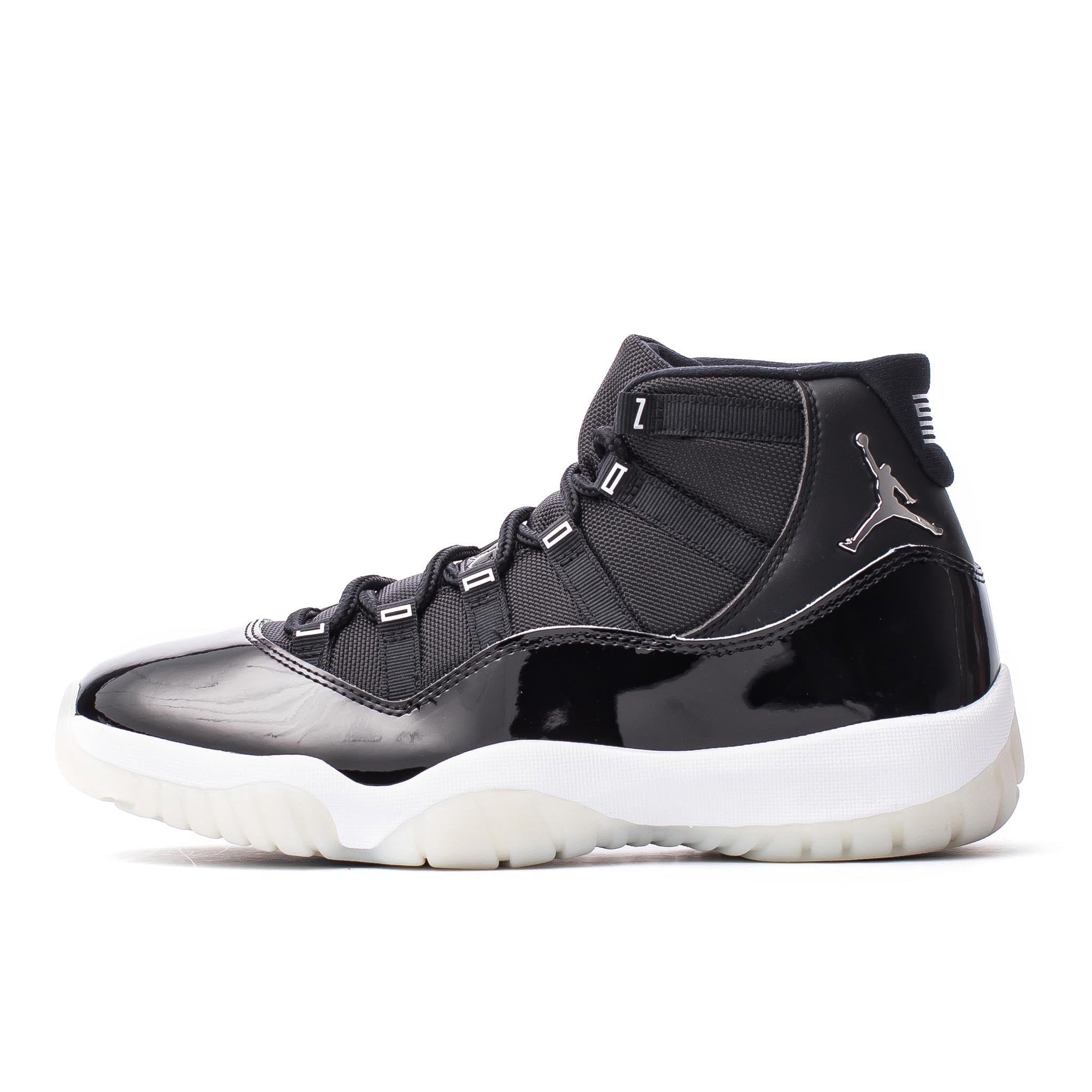 AirJordan11RetroJubilee_ed50f5e6-fa43-449c-b48d-2f8f38fa4e65.jpg