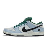 Nike Dunk Low SB “Maple Leaf Central Park” (2015)