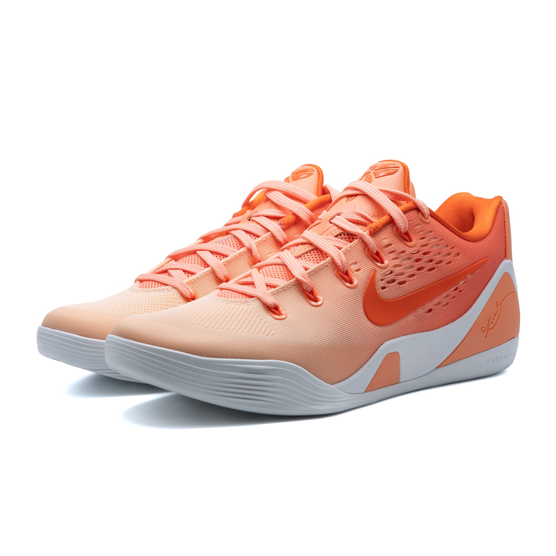 Kobe 9 EM - WNBA Peach (2026)