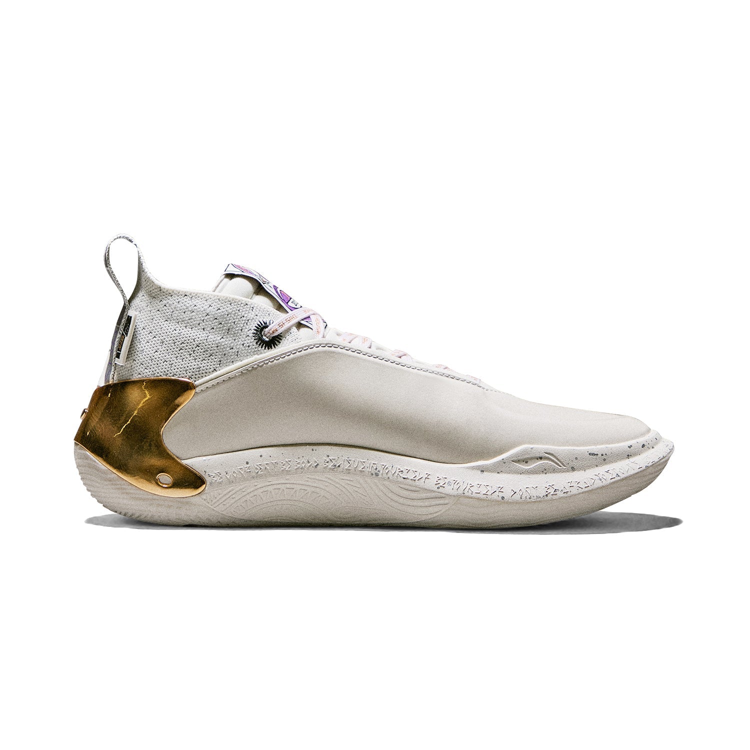 Way of Wade 11 - Statue